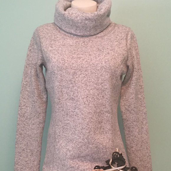 🍁386-UR Powerful ❤️~Mountain Warehouse~Turtle Neck Sweater - Picture 1 of 2